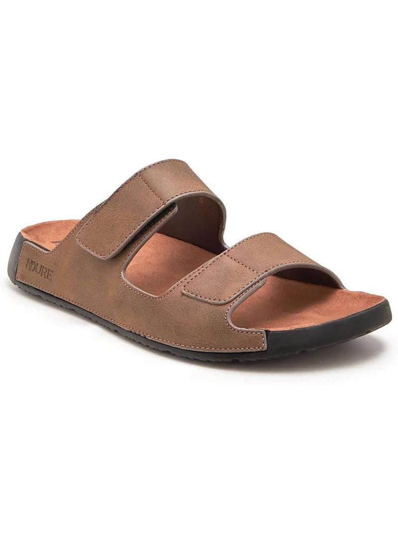 نديور صندل رجالي انديور قابل للارتداء بسهولة - شباشب رجالية مريحة وناعمة وخفيفة الوزن للخارج، نعل خارجي متين من البولي يوريثان، جلد صناعي، صندل تقليدي - Image 1