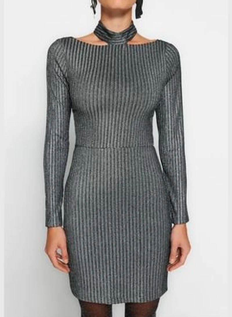 trendyol Gray Fitted Evening Dress TPRAW24EL00038
