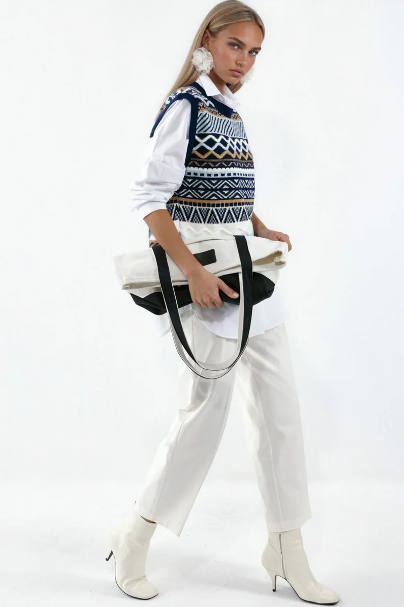 هيكاب Geometric Knit Sweater Vest