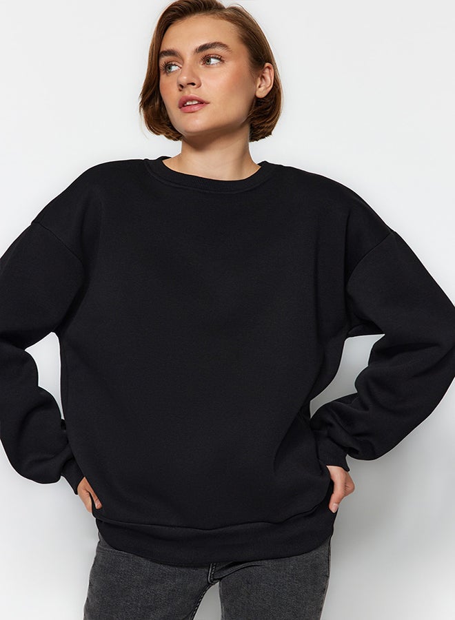 trendyol Black Oversize/Loose Cut Crew Neck Thick/Polar inside Knitted Sweatshirt TWOAW24SW00102  - Image 1