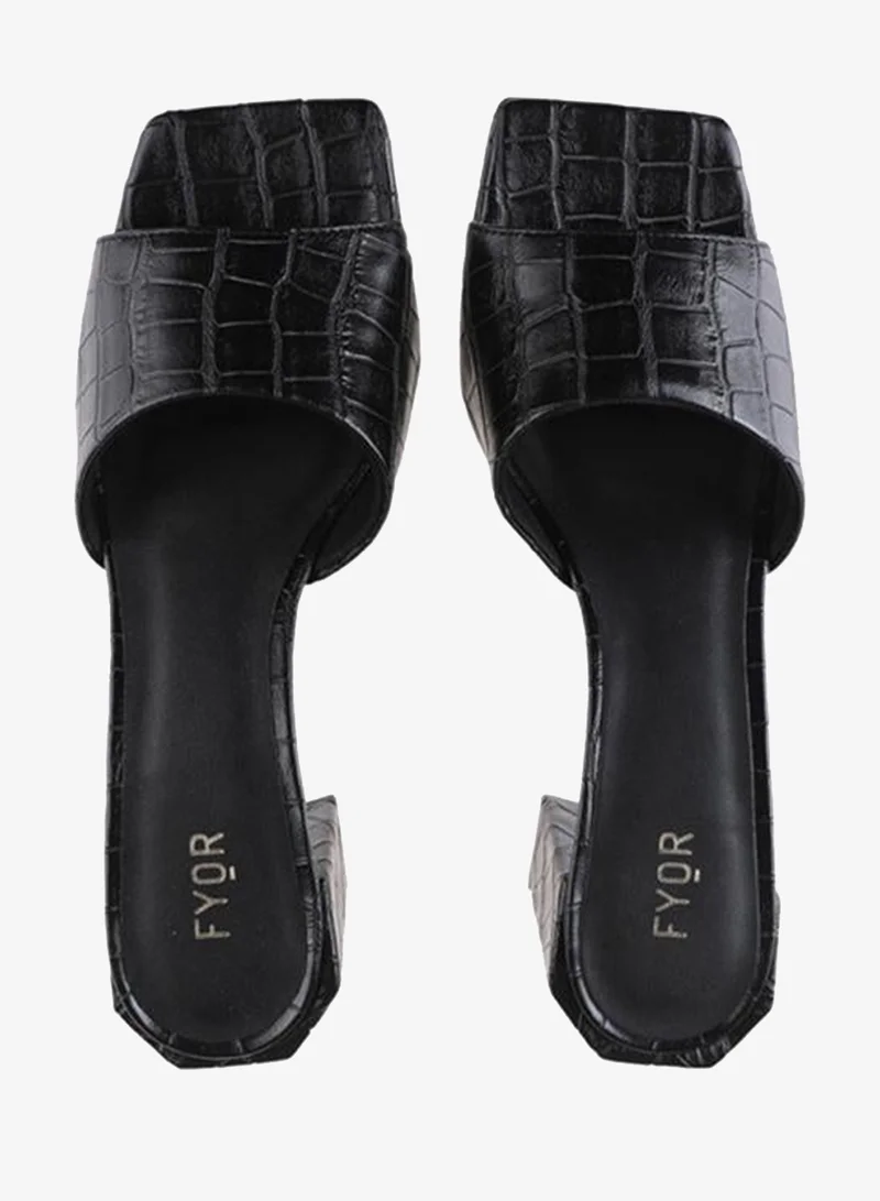 فايور Casual Round Heel Mule BSS 059