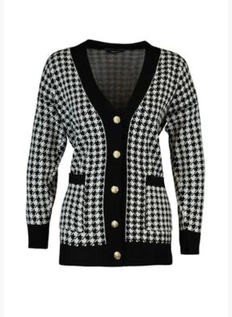 trendyol Black Wide Fit Knitwear Cardigan TWOAW22HI0179