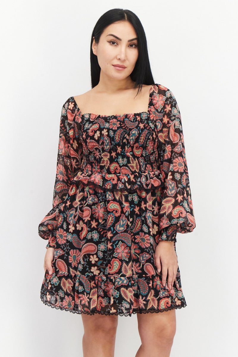Lost + Wander فستان كاجوال قصير مزخرف بالورود للنساء، مجموعة سوداء - Image 1