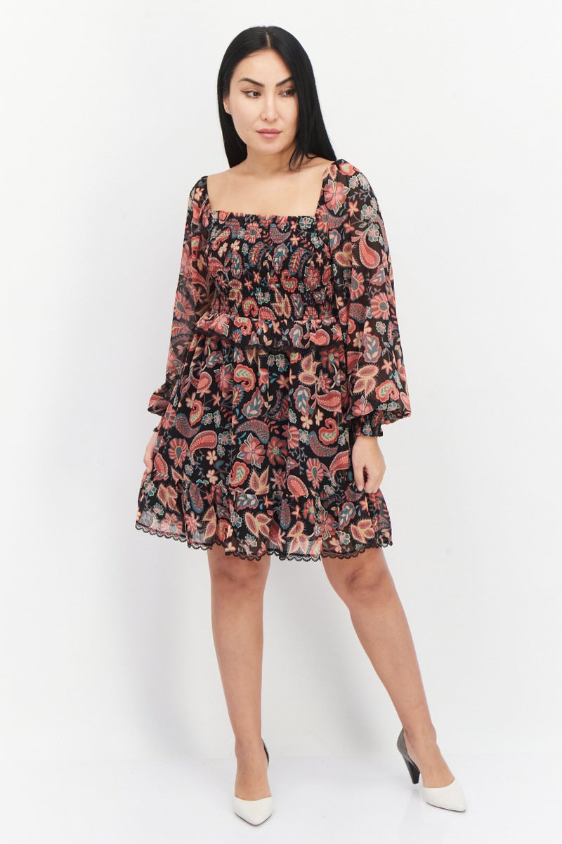 Lost + Wander فستان كاجوال قصير مزخرف بالورود للنساء، مجموعة سوداء - Image 2