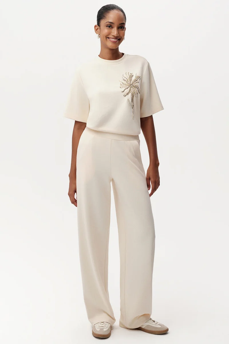 EXQUISE Wide Leg Regular Knitted Trousers