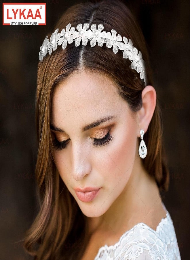 Lykaa 1 Pcs Hair band for Women Stylish Flowers Design Pearl Hairbands for Girls Rhinestone HeadBands Prefect For Wedding And Party Functions Hair Accessories Bridal Headpiece Set of 1 Hair Bands - Image 4