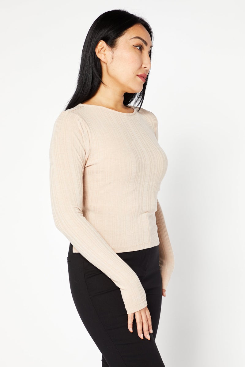 NA-KD بلوزة نسائية بياقة دائرية وأكمام طويلة مع ظهر مفتوح، بيج - Image 4