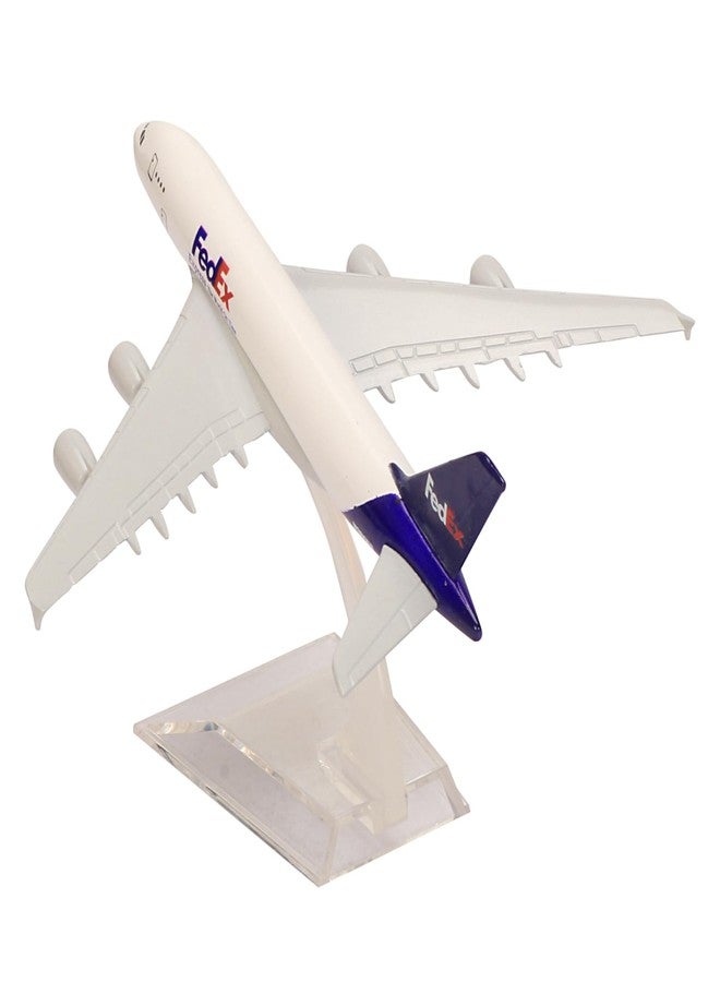 ARTVARKO Aeroplane FedEx Airlines Scale Model Die Cast Metal Aircraft Highly Detailed Replica Gift for Aviation Enthusiasts Multicolor 16 CM - Image 4