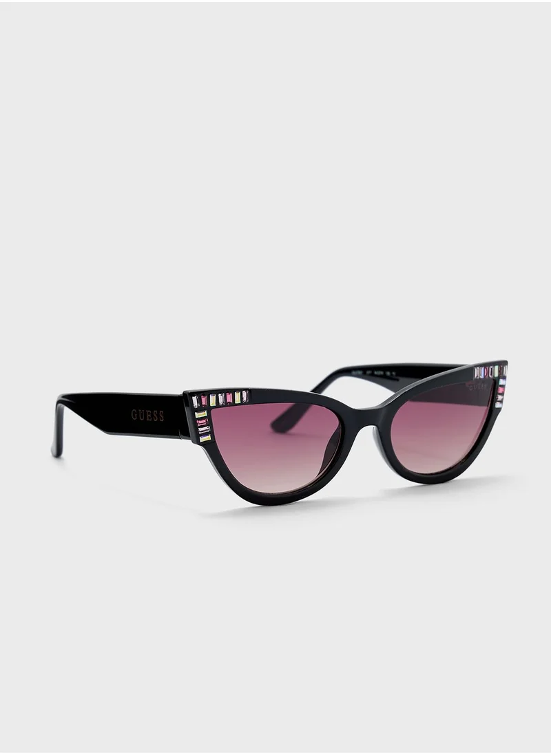 GUESS Oversized Sunglasses