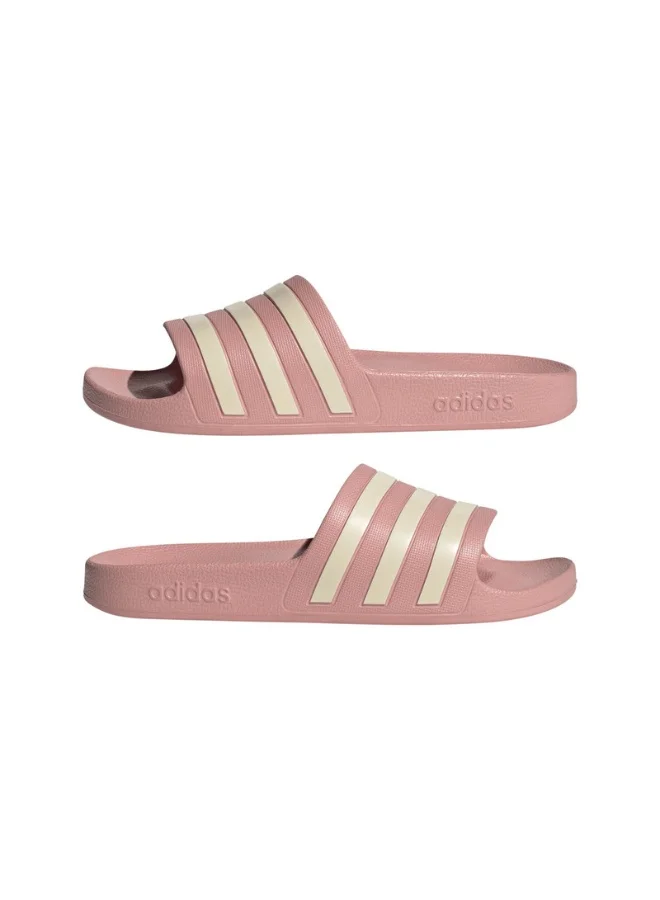 adidas أديليت أكوا وردي سلايدز رياضية للنساء 4