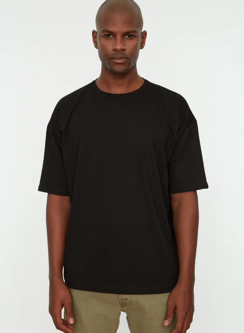 trendyol Essential Crew Neck T-Shirt