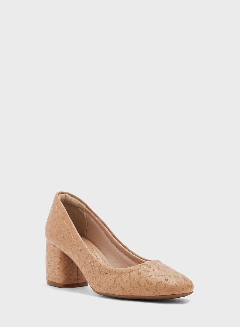 Beira Rio Mid Heels Shoes for Women – Classic Mid Heel Pumps for Girls & Ladies Office Wear - Image 2
