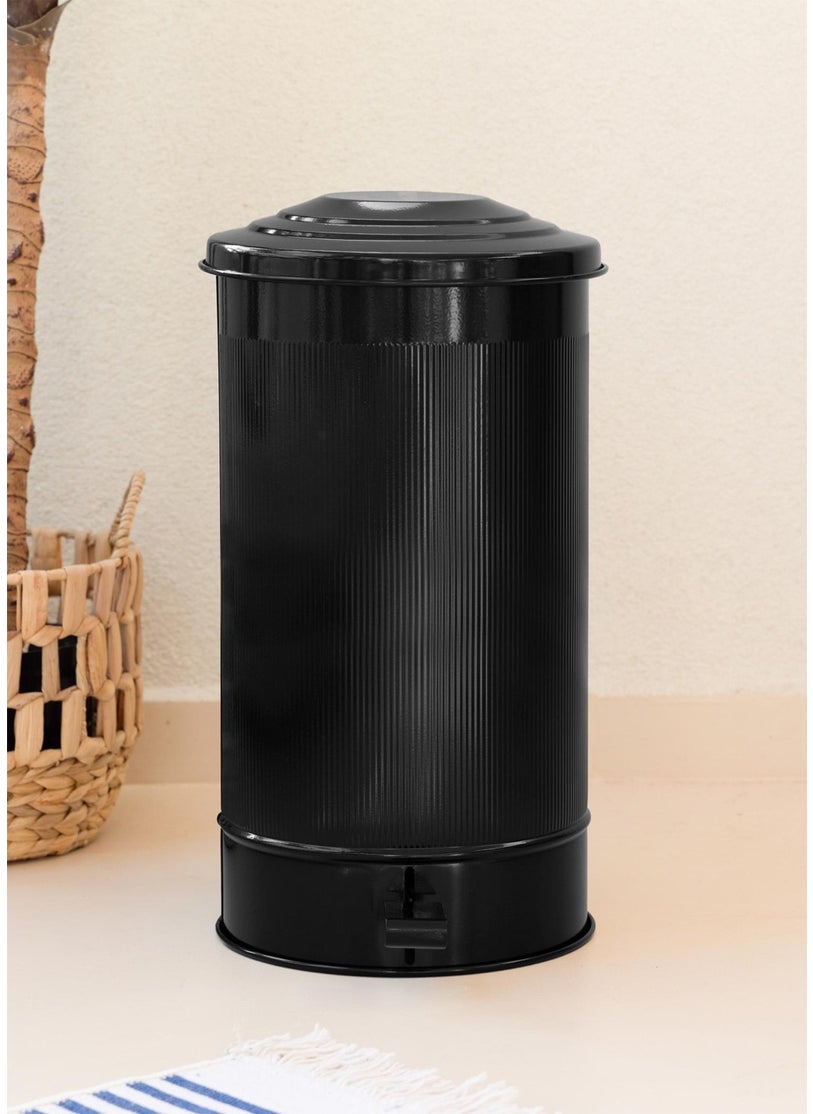 THE MIA Stripe Kitchen Trash Can Black 24 Lt  - Image 2