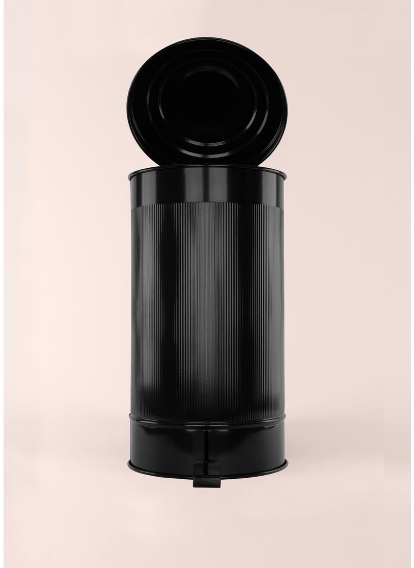 THE MIA Stripe Kitchen Trash Can Black 24 Lt  - Image 5