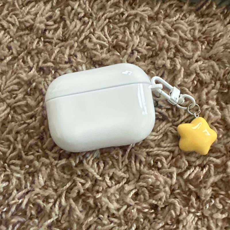 علبة نجمة بيضاء متوافقة مع AirPods Pro الجيل الثاني والثالث - Image 2