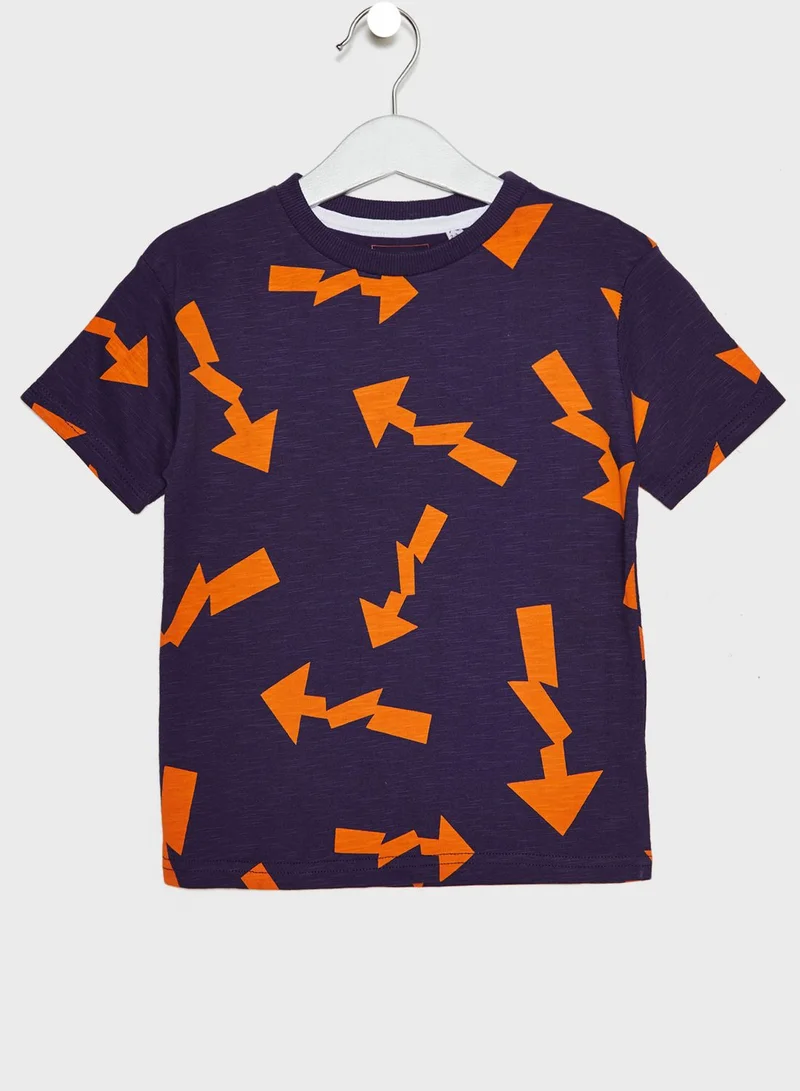 Outfit Little Arrows Printed T-Shirt