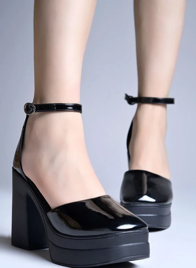 Shoetopia Shoetopia Party Block Pumps