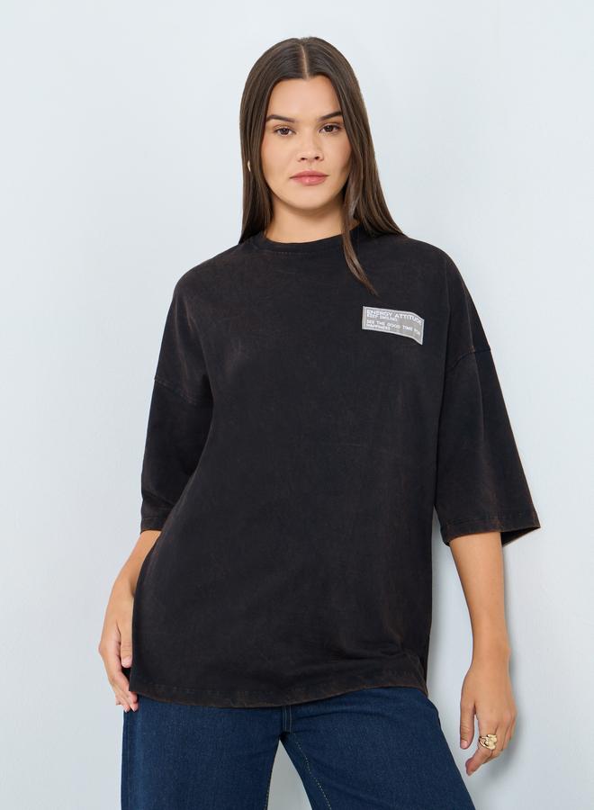 Styli Black Oversized Washed T-Shirt with Badge Detail - Image 1
