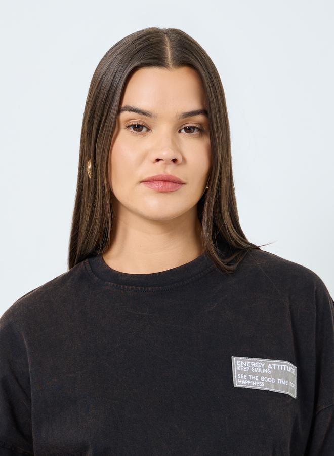 Styli Black Oversized Washed T-Shirt with Badge Detail - Image 3