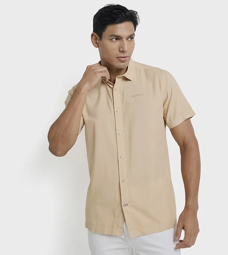 بين شيرمان Ben Sherman Men's Short Sleeve Solid Shirts