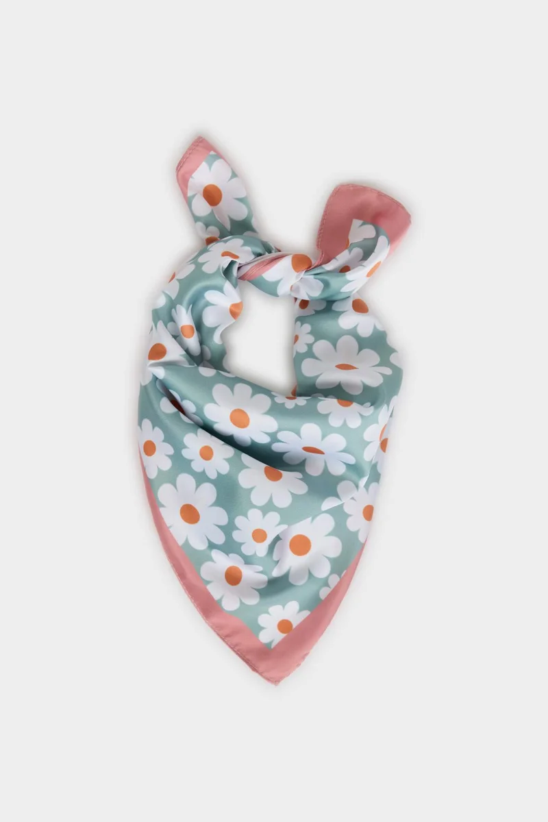 ديفاكتو Woman Flower Foulard