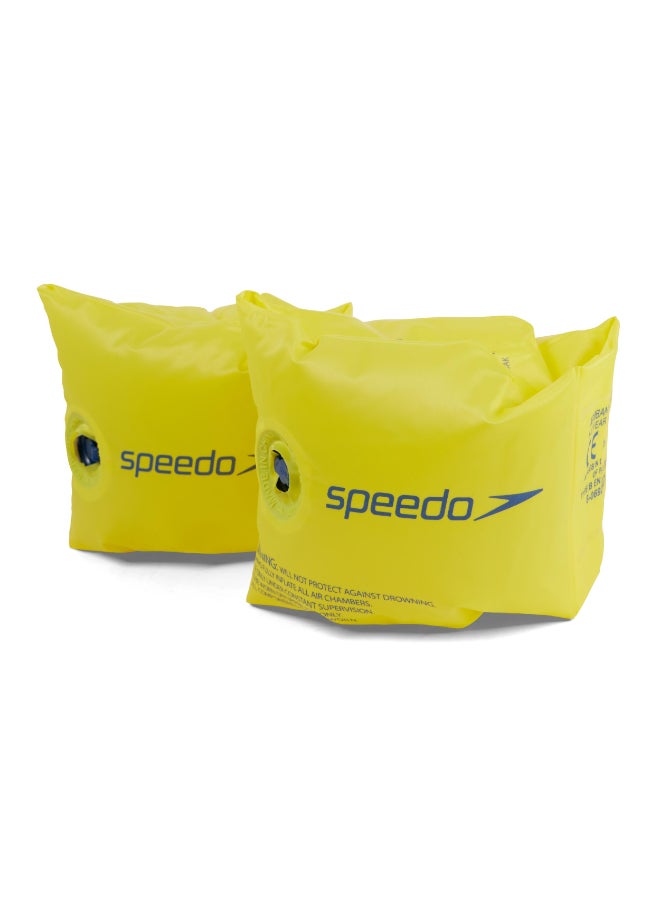 Speedo Speedo Armbands Junior Sleeves, Youth Unisex, Fluo Yellow | Premium Swimwear & Swimming Accessory by Speedo for Training, Fitness and Recreational Use - Size 0-2 - Premium Aquatic Gloves for Performance, Durability and Everyday Use - Image 3