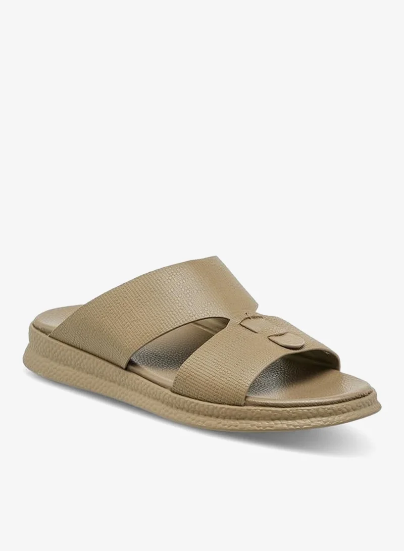 لو كونفورت صنادل رجالية مريحة بتفاصيل إبزيم مجموعة رمضان