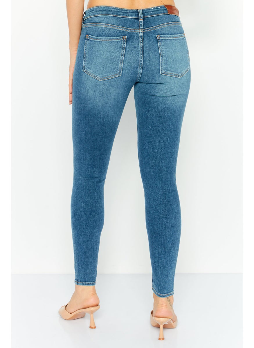 Scotch & Soda Women Skinny Fit Mid Rise Washed Stretchable Straight Leg Denim, Blue  - Image 4