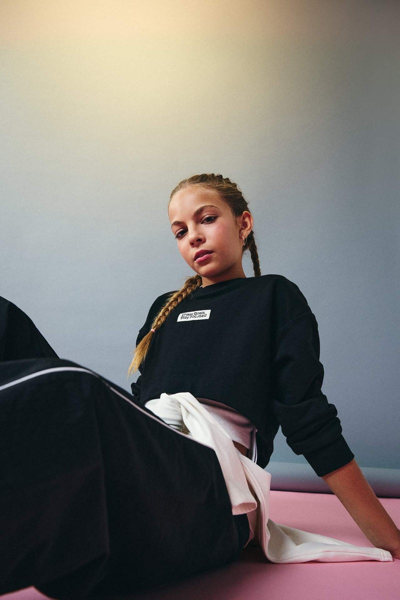 DeFacto Girl Relax Fit Sports Sweatshirt Fabric 2 Piece Sweatshirt - Image 4