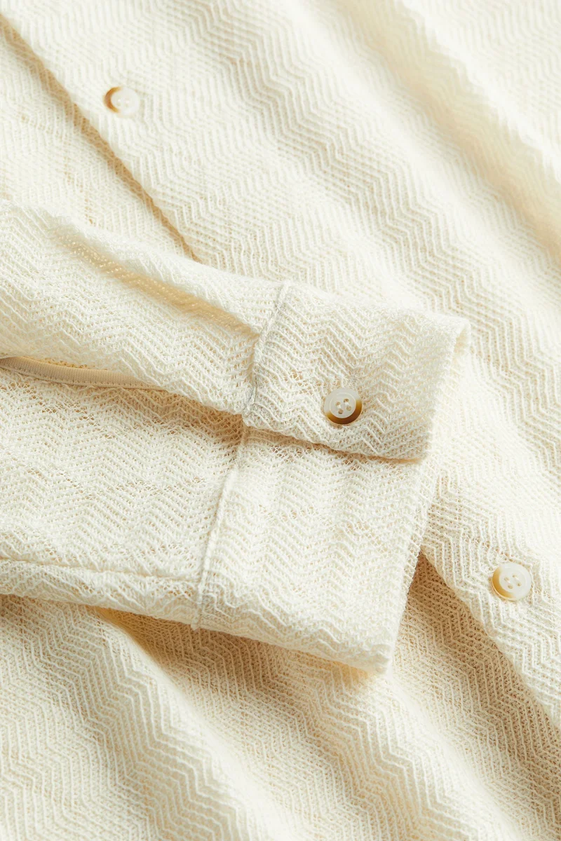 اتش اند ام قميص بتصميم كروشيه وقصة عادية