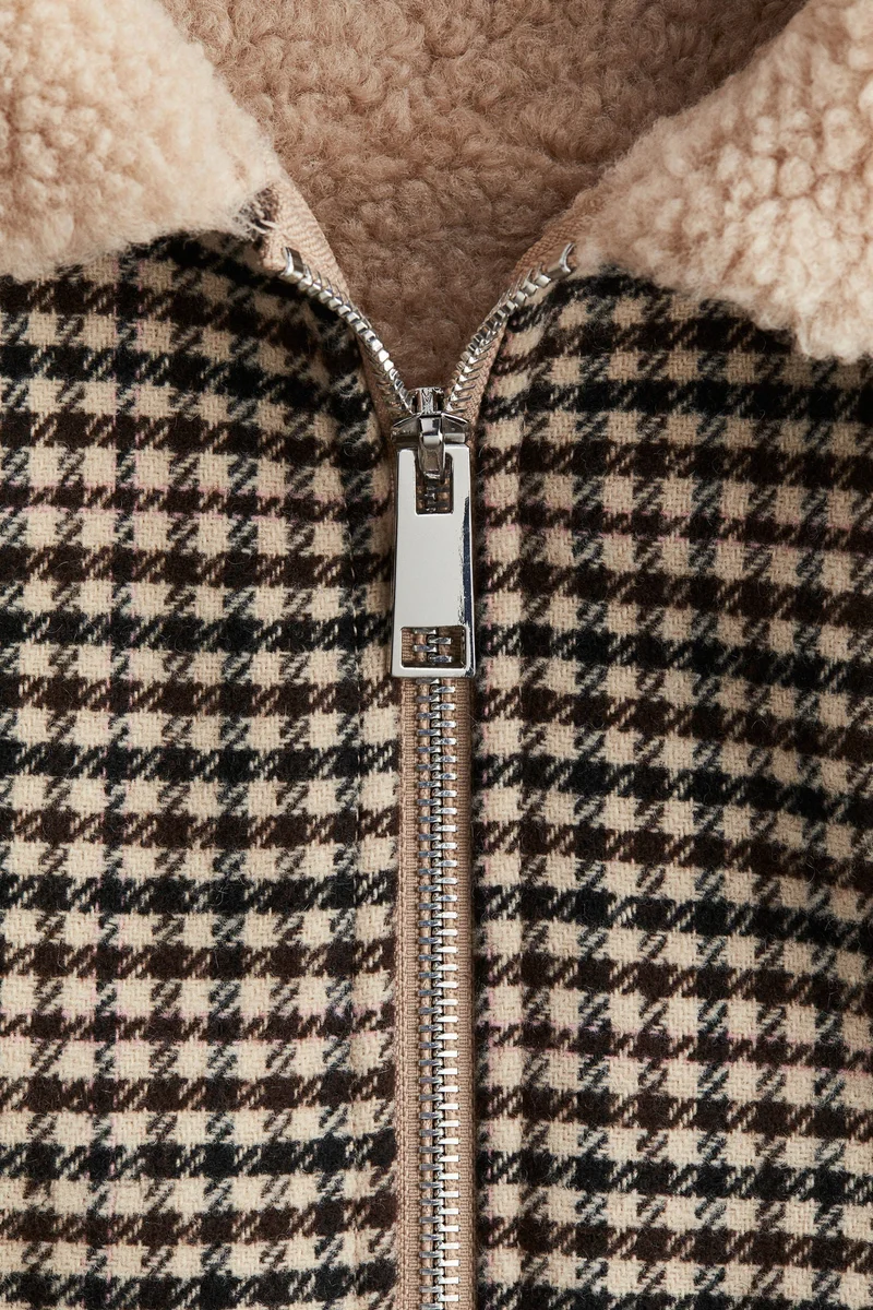 اتش اند ام جاكيت مبطن بنسيج تيدي