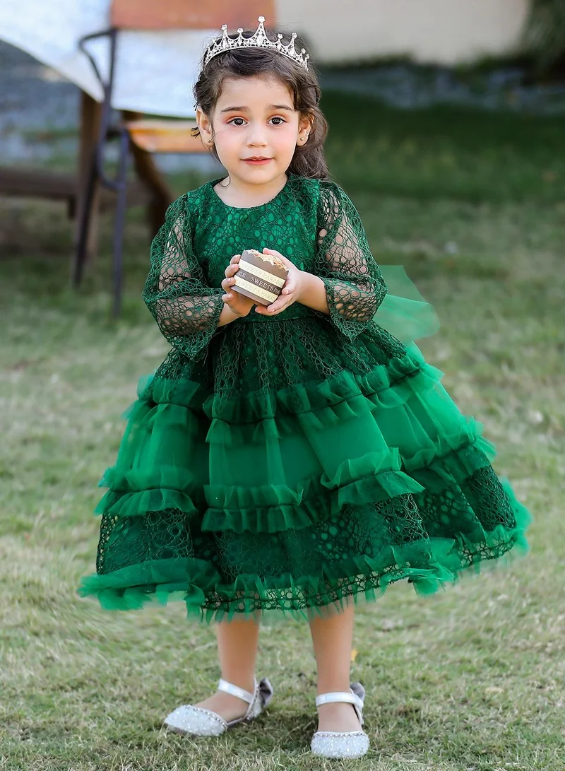 babyqlo Green knee-length dress with mesh and frill patterns for girls