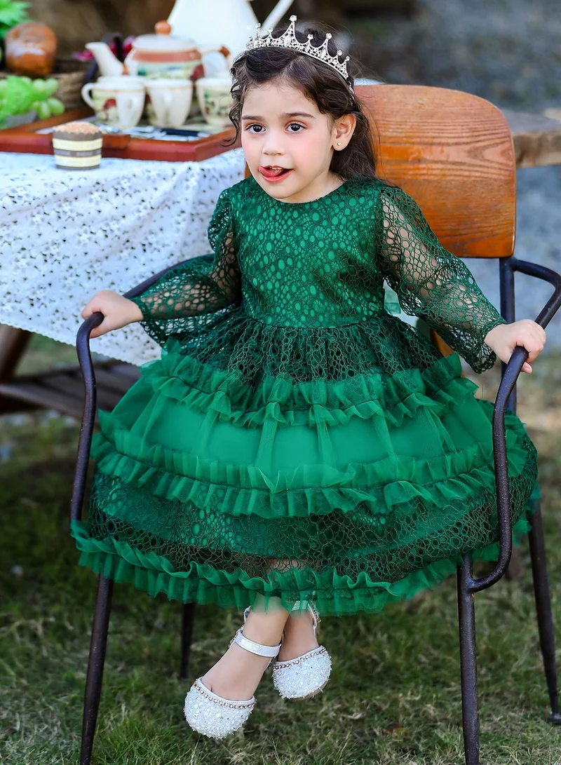 babyqlo Green knee-length dress with mesh and frill patterns for girls