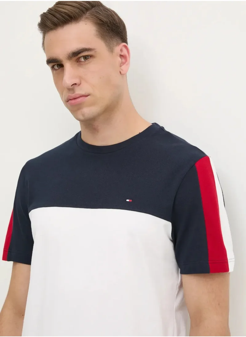 TOMMY HILFIGER Global Stripe Colourblock T-Shirt