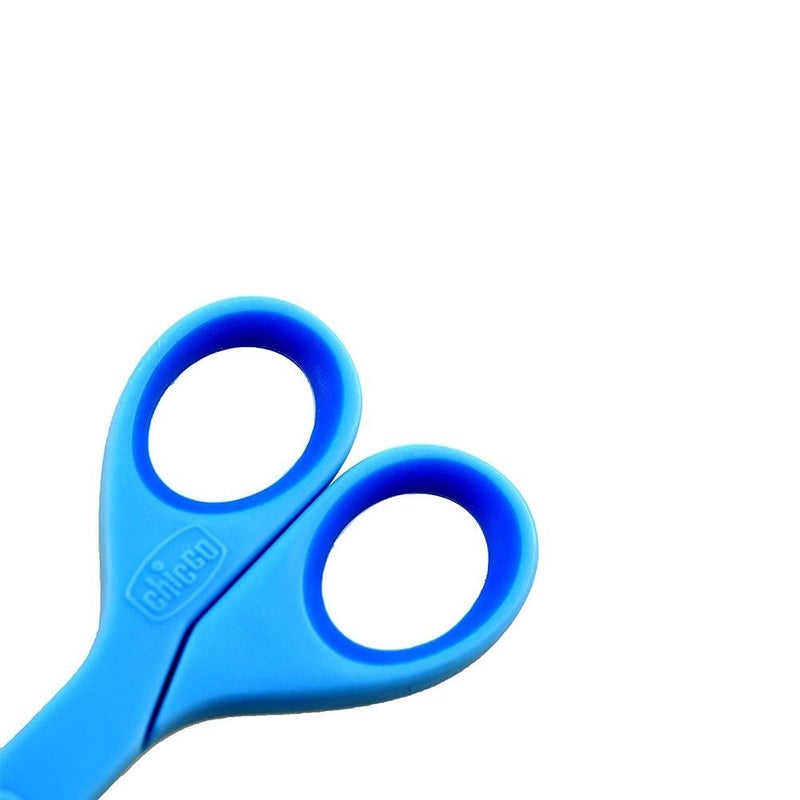 Chicco Nail Scissors for Babies and Children, Stainless Steel Baby Scissors with Curved Blades and Rounded Tips, Protective Case, Non-Slip Rubber Handle, Baby Accessories for Newborns from 0 Months - Image 5