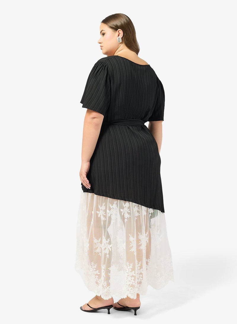 Ginger Plus Assymetric Belted Dress with Lace Hem - Image 5