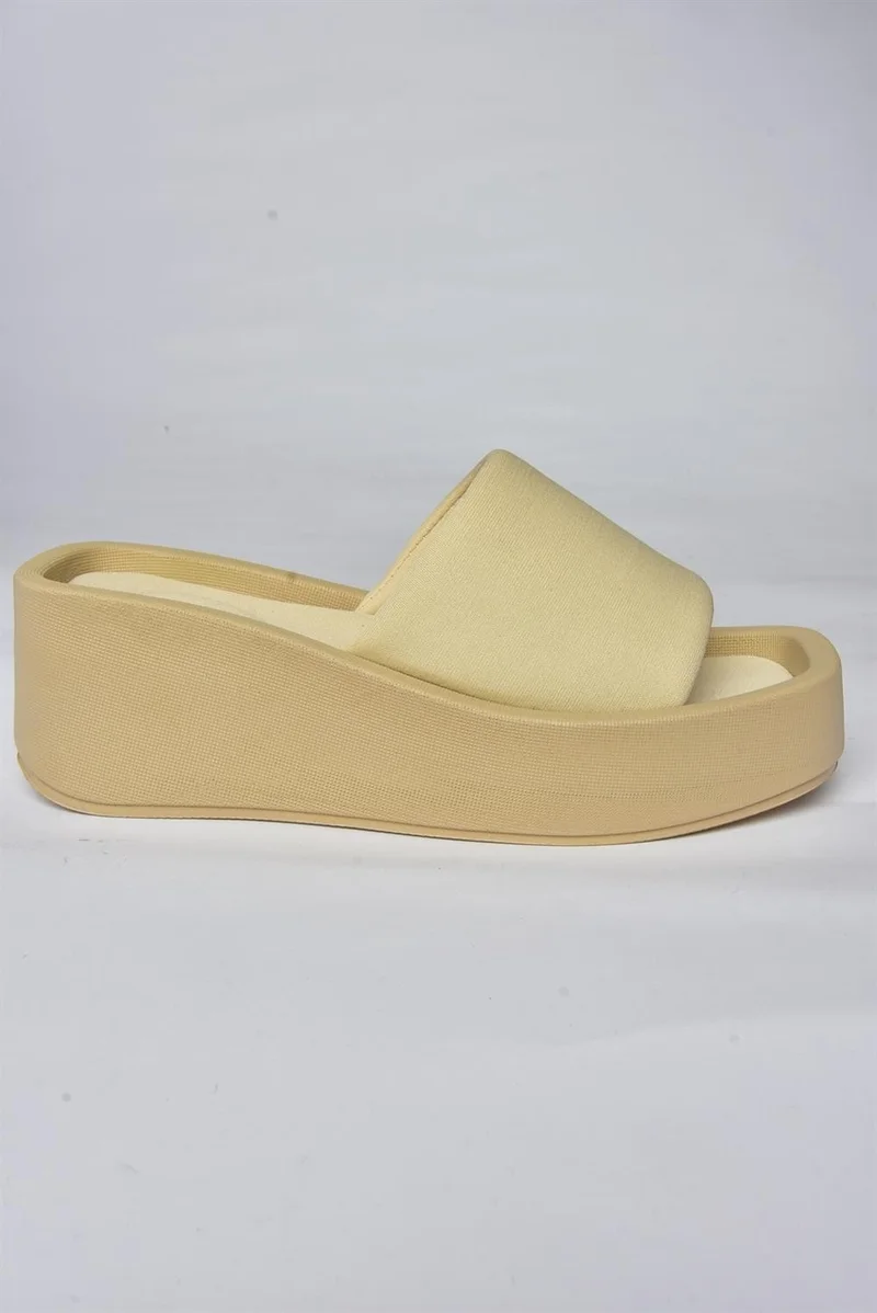 فوكس شوز P267085804 Beige Fabric Thick Soled Women's Slippers