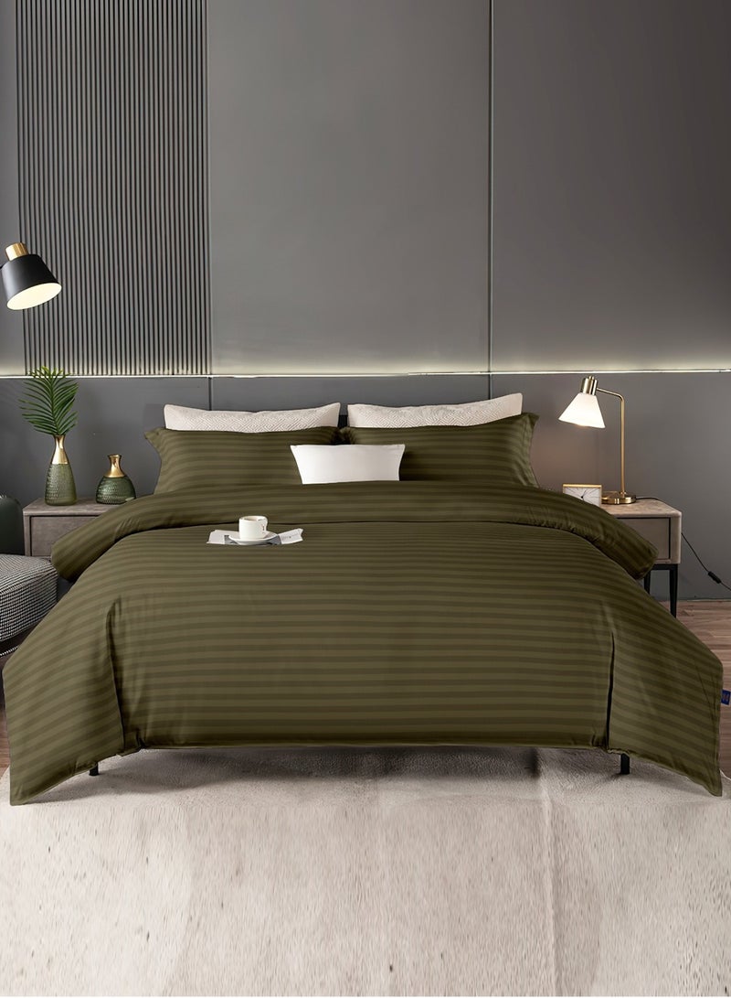 إي وورلد طقم أسرّة فاخر مكوّن من 6 قطع مقاس كينغ، بتصميم مخطط باللون الأخضر الزيتي – يشمل ملاءة سرير فاخرة كاملة/كينغ بنقشة مخططة مع لحاف ناعم واحد و4 أغطية وسائد – مناسب للمنازل والفنادق - Image 3