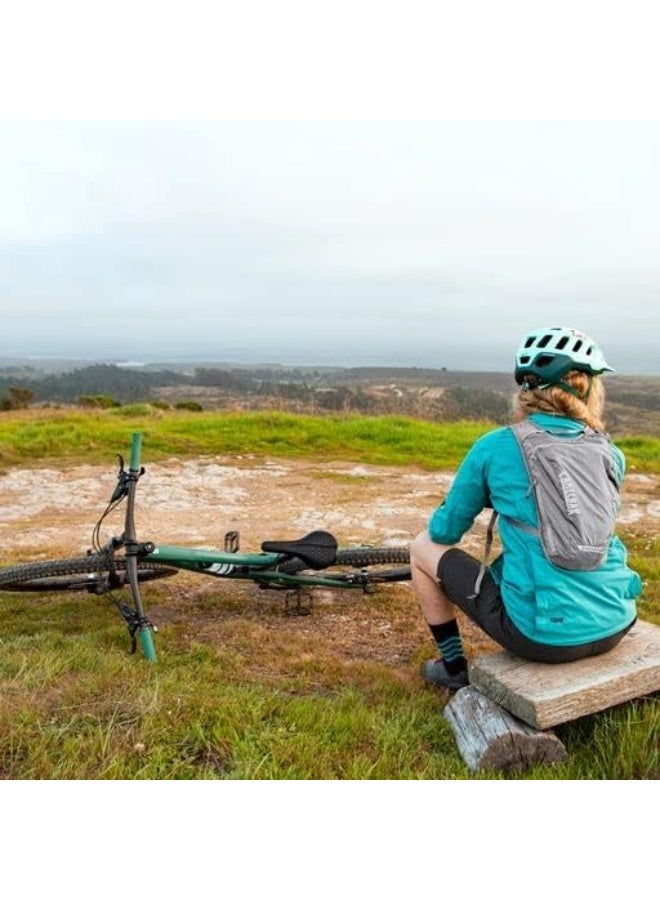 كاميلباك حقيبة ترطيب كاملباك هايدروباك لايت للسيدات سعة 50 أونصة – حقيبة دراجات خفيفة الوزن بتصميم مخصص للسيدات مع خزان كروكس - Image 2