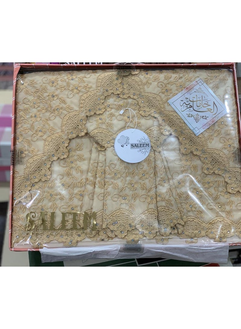 Embroidered and embroidered bed sheet set - 5 pieces  - Image 1