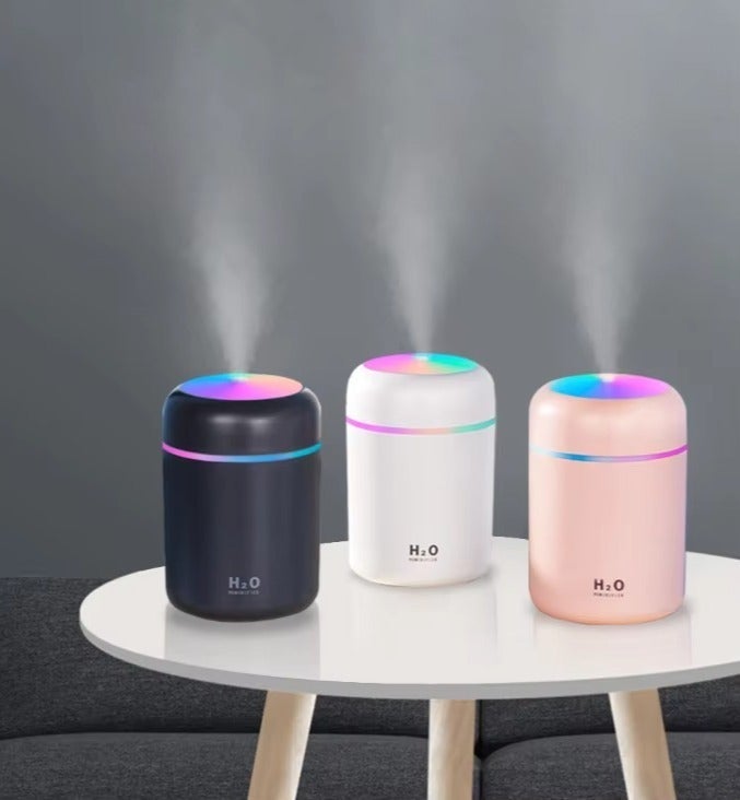 اتش 2 او طقم مرطب هواء صغير محمول مع زيت عطري غاردينيا 10 مل - موزع روائح بـ USB سعة 180 مل مع إضاءة RGB - Image 3