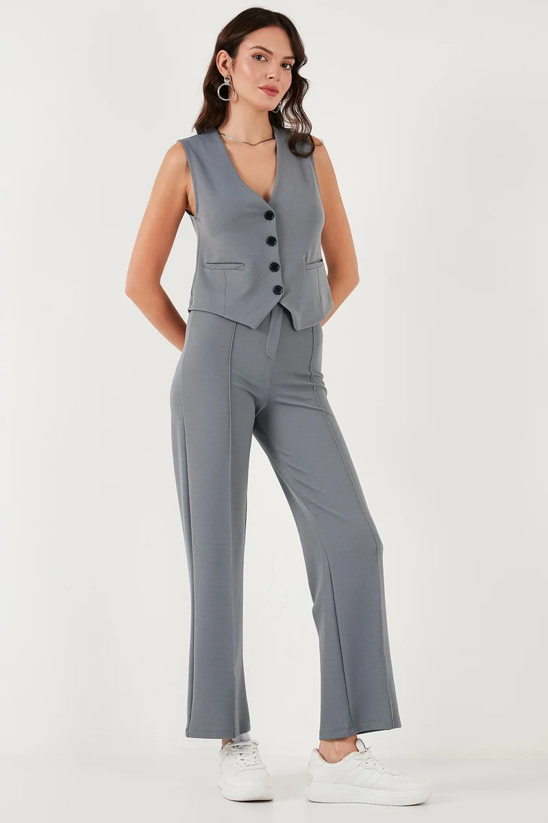 ليلا Stretch Fitted Fit V Neck Buttoned Vest Women's Vest 5865971