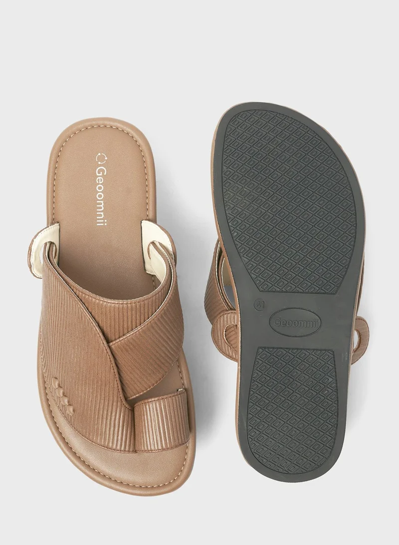 Geoomnii Toe Ring Arabian Sandals
