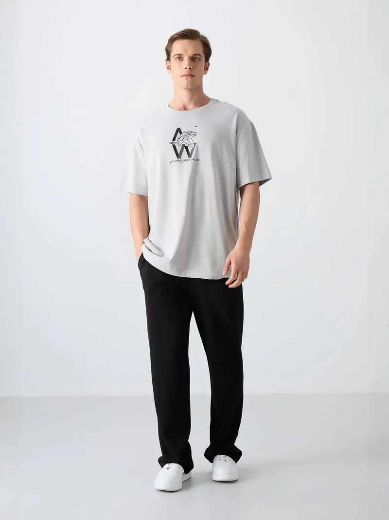 تومي لايف TOMMY Oversized Logo Crew Neck T-Shirt