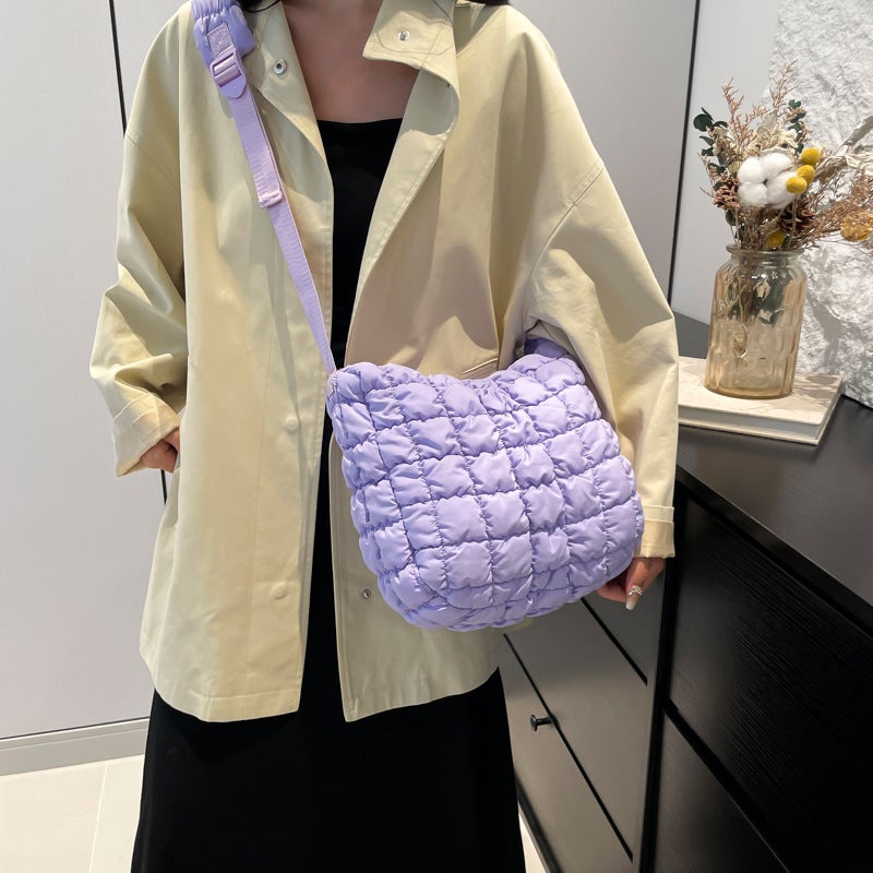 2024 Korean Design Cloud Pleated Checkered Plaid Women'S Bag Lightweight Satchel Shoulder Bag Large Capacity Women'S Bag - Image 4