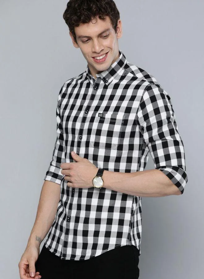 The Indian Garage Co The Indian Garage Co Men Slim Fit Checked Casual Shirt