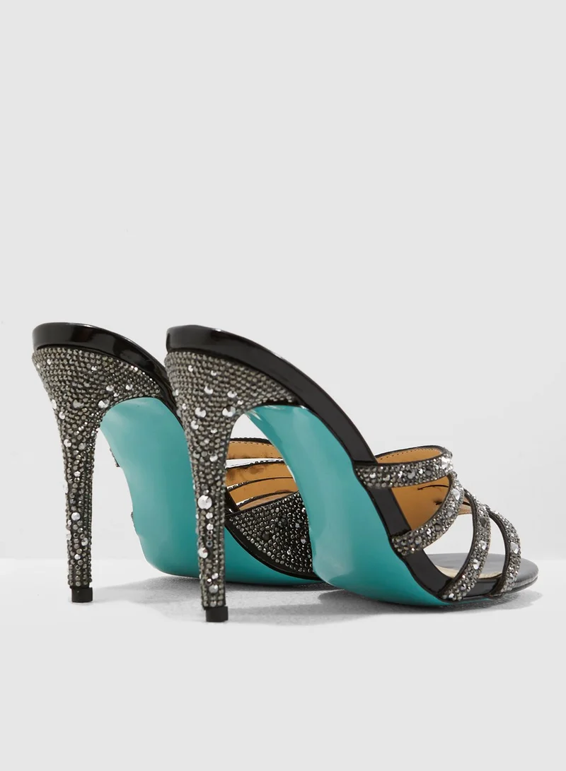 STEVE MADDEN Riri Sandal-Black Fabric