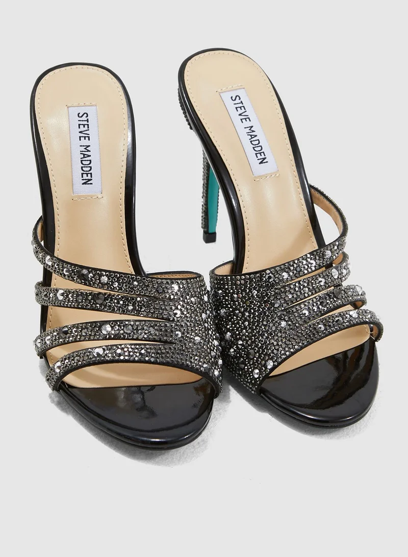 STEVE MADDEN Riri Sandal-Black Fabric