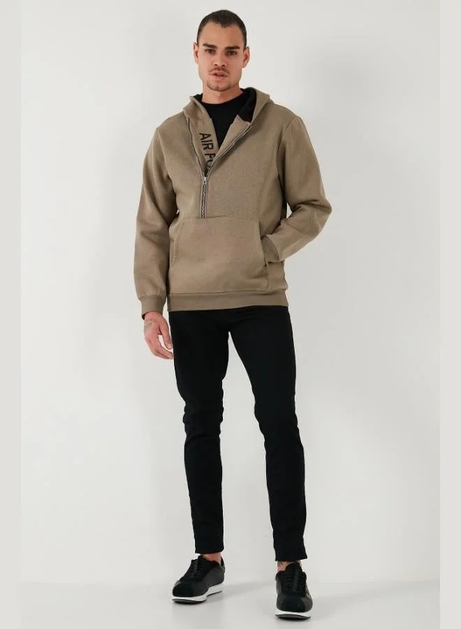 بوراتي سويت شيرت بغطاء رأس بسحاب وجيوب كنغر بقصة ضيقة للرجال من بوراتي