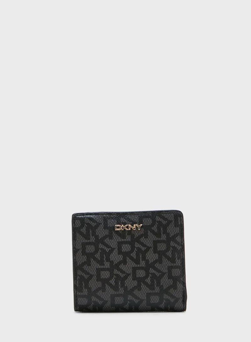 DKNY Bryant Bifold Wallet